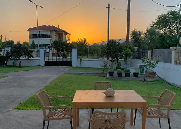 Lyria Boutique Apartments