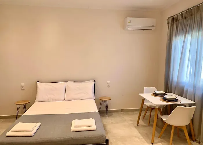 Lyria Boutique Apartments